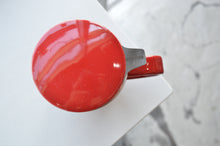 Load image into Gallery viewer, Loveramics | Pro Tea 450ml Mug w/ Infuser | Red