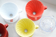 Load image into Gallery viewer, Hario V60-02 White Plastic